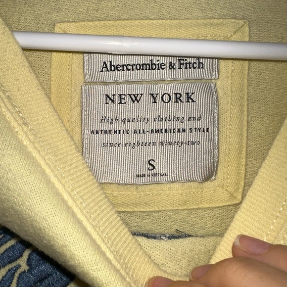 Sweater with print - Picture 2 of 2